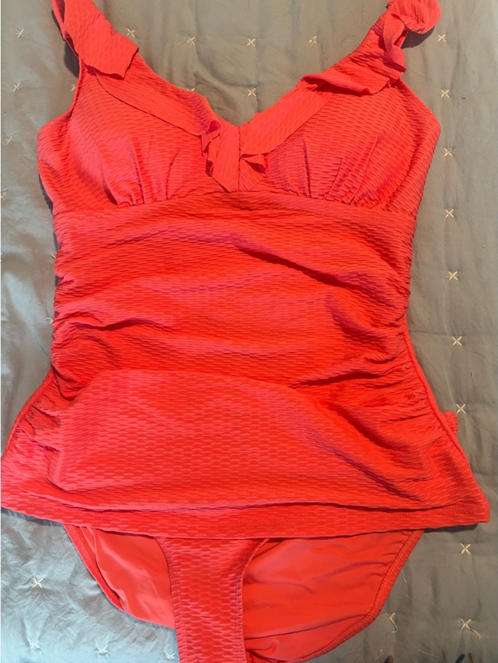 Nip Tuck Coral-Pink Ruffle two-piece Tankini Swimsuit size 10